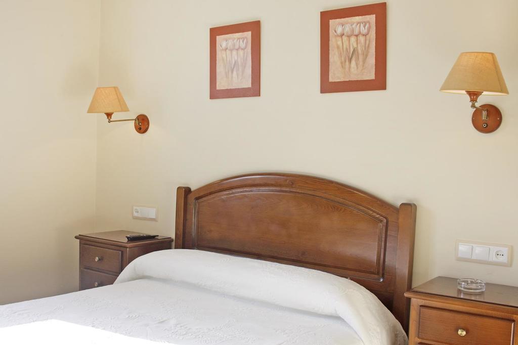 Hostal El Aparcamiento 호텔 루아카 외부 사진